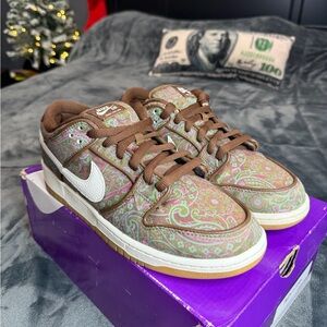 Nike SB Brown Paisley Sneakers